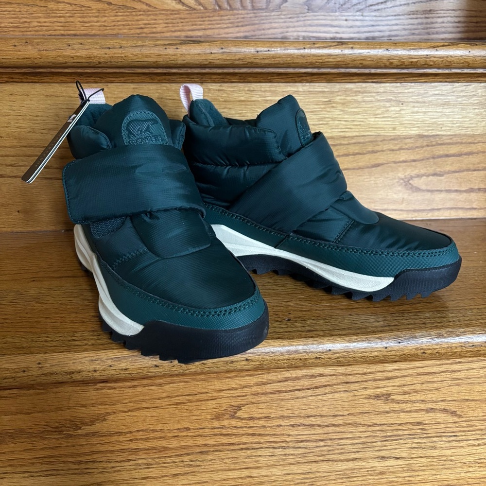 NWT Sorel ONA RMX Puffy Strap Waterproof Boot in Deep Teal size 8